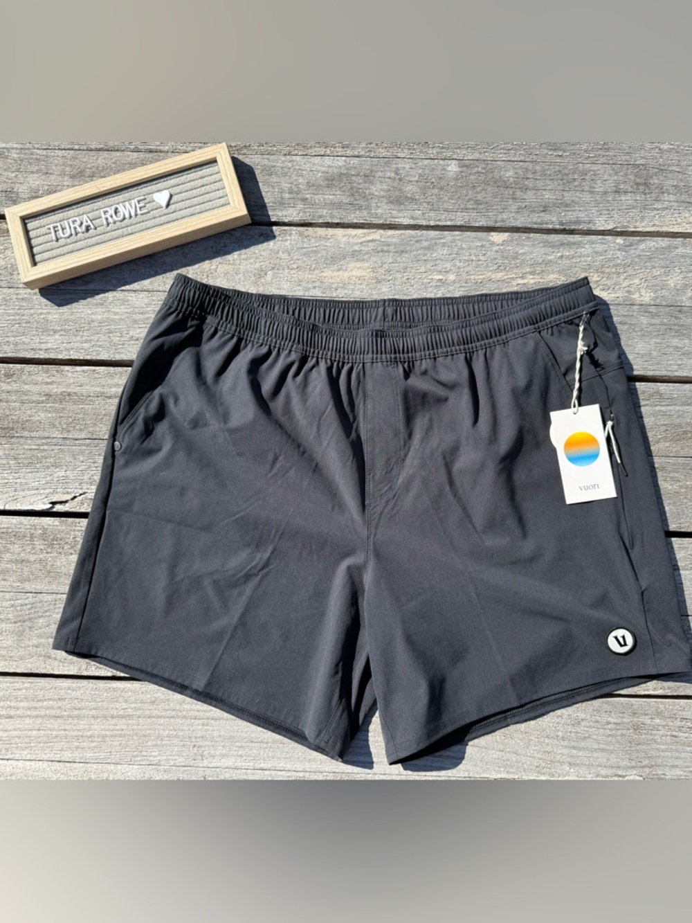 Vuori Maverick Volley Shorts Black XXL NWT Men’s Performance Shorts‎